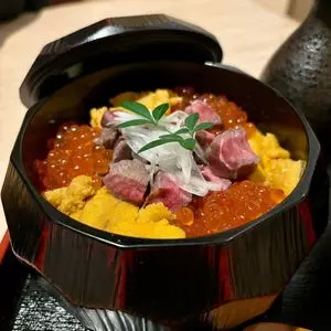うにくと肉寿司 夜景個室居酒屋 そざい庵 梅田・大阪駅店