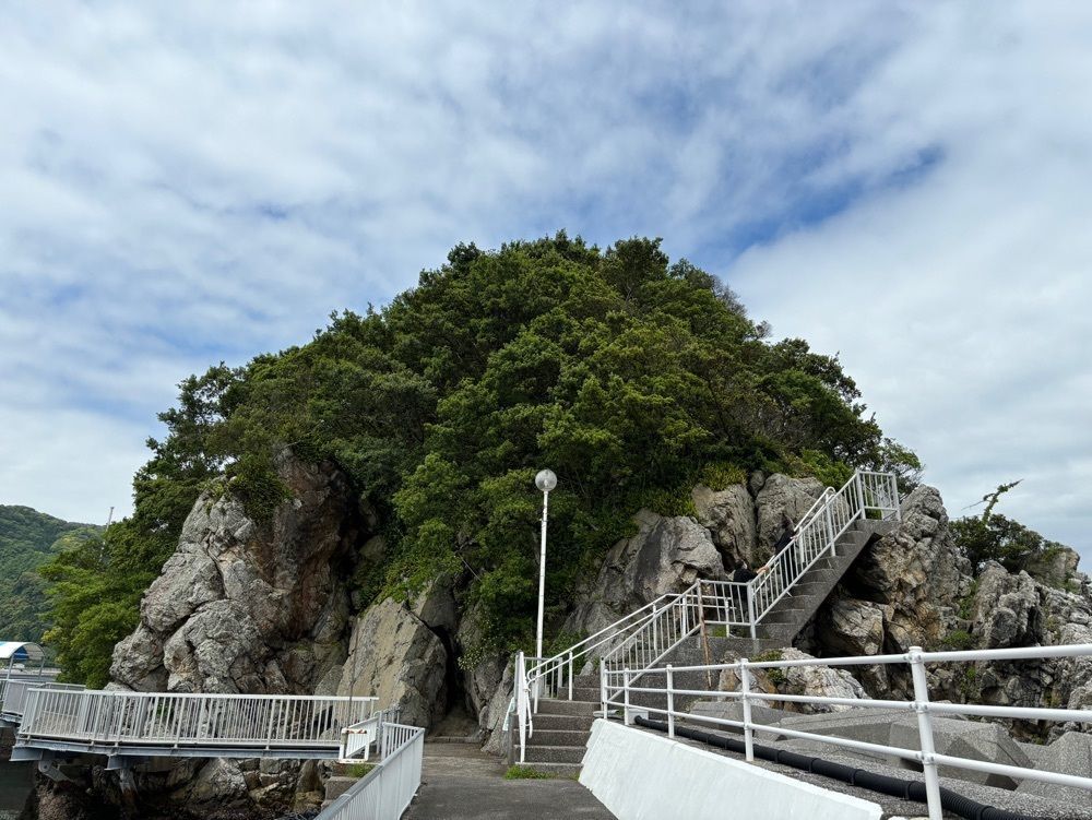 formal_cafeteria_8688さんが投稿したうみたま体験パーク「つくみイルカ島」に関する口コミの画像