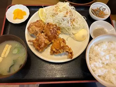 大衆串焼き酒場 つぼさか商店