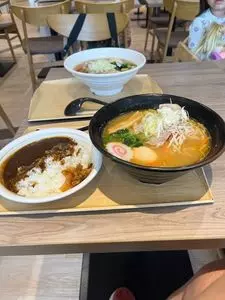 Kunimi Kitchen（クニミ キッチン）