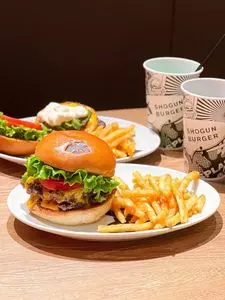 SHOGUN BURGER 心斎橋店（ショーグン バーガー）
