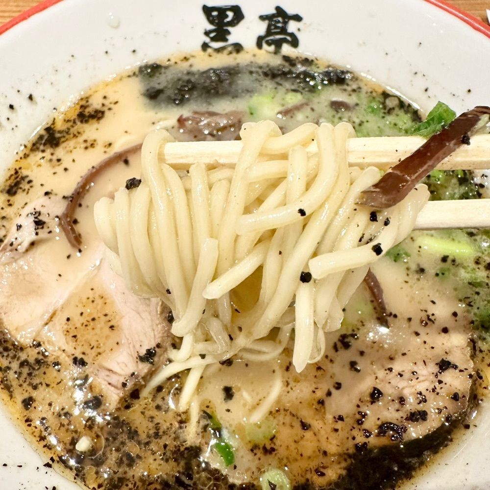 kumakentoraさんが投稿した熊本ラーメン 黒亭 桜町熊本城前店に関する口コミの画像