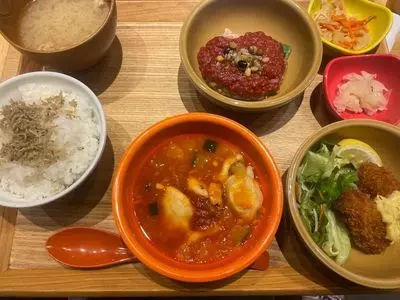 和ごはんとカフェ チャワン 舞浜駅前店（和ごはんとカフェ chawan）