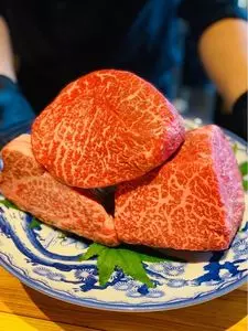 天満 カウンター焼肉 うしすき