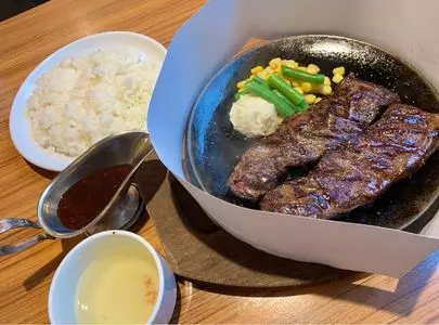 鉄板王国 田町店