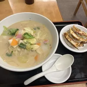 日高屋 千駄ヶ谷店