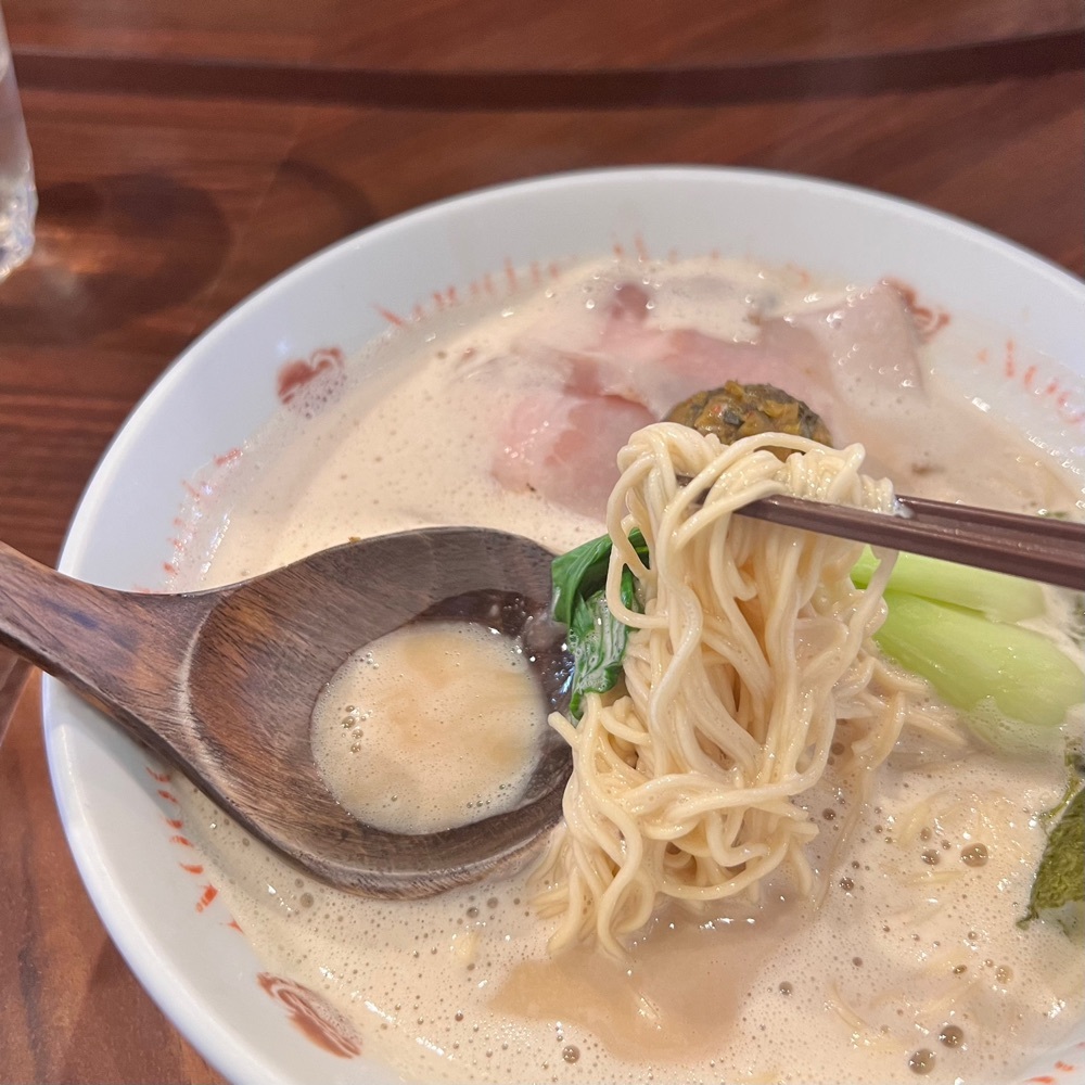 大分ラーメン ヌードルワークス 茅ヶ崎店（Noodle Works）