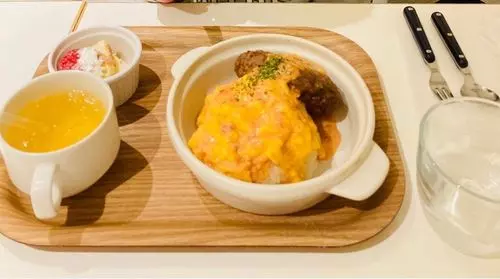 ラ・メゾン アンソレイユターブル ららぽーと横浜店（La Maison ensoleille table）