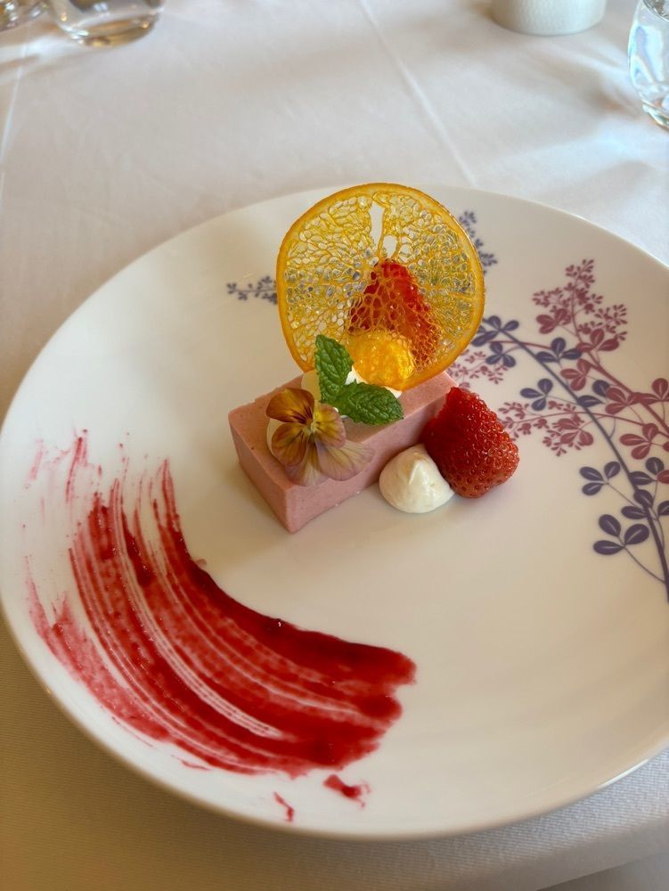 chou chou tabiさんが投稿したＡｕｂｅｒｇｅフレンチの森に関する口コミの画像