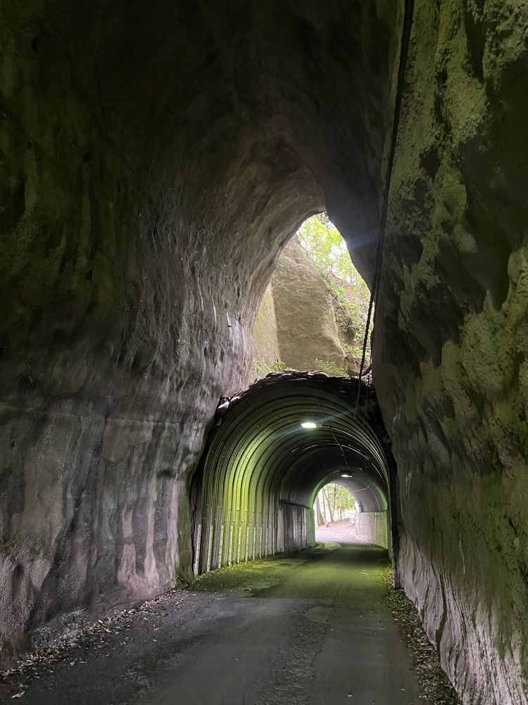 powerful_gift_4f3aさんが投稿した向山トンネル・共栄トンネル（二階建てトンネル）に関する口コミの画像