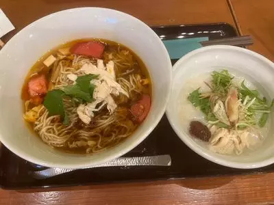 謝朋殿 粥餐庁 さいたま新都心コクーン店（Cafe＋CHINESE KAYU-SANTIN シャホウデン・カユサンチン）