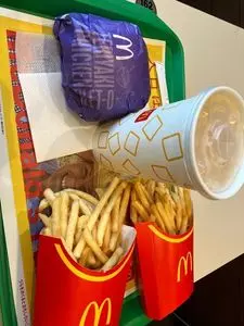マクドナルド 東海大学前マルシェ店