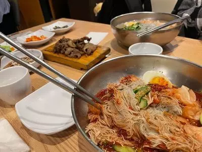 コサム冷麺専門店