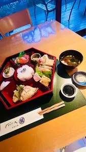 懐石料理さとし