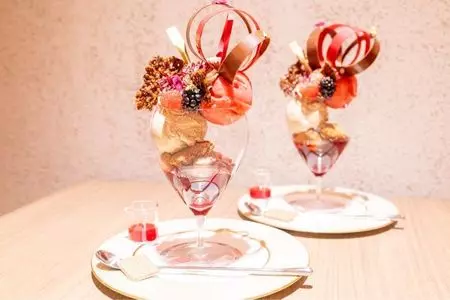 パティスリー&カフェ デリーモ 麻布台ヒルズ店（PÂTISSERIE & CAFÉ DEL'IMMO）