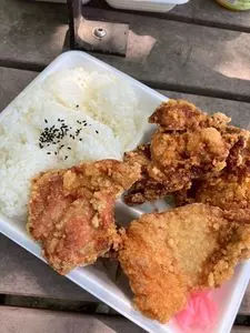 から揚げ専門店 あげよし 姫路店