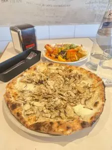 アズーリ（Pizzeria Azzurri）