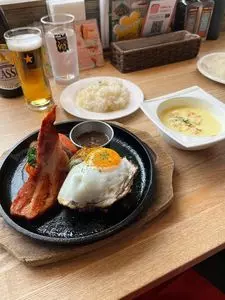 STEAK&HAMBURG ひげ 南6条店