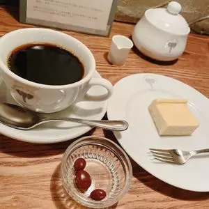 ELEPHANT FACTORY COFFEE（エレファント ファクトリー コーヒー）