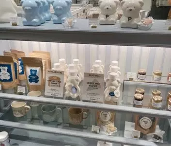 gelato pique cafe bio concept 表参道ヒルズ店（ジェラート ピケ カフェ ビオ コンセプト）