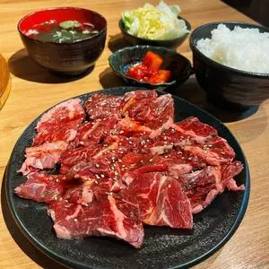 炭火焼肉 牛鼎（【旧店名】牛蔵）