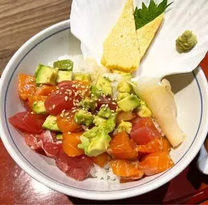 魚河岸 中與商店 南町田グランベリーパーク店（ナカヨショウテン）