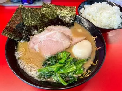 横浜家系らーめん かわみ家