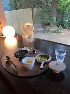 茶愉 ひねもす