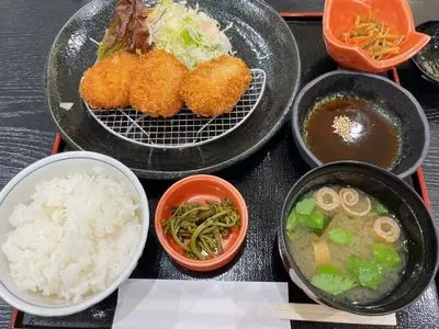 仁多米食堂（【旧店名】ベル・グリーンニタ）