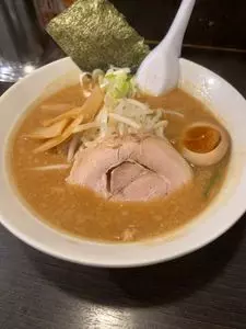 屋台とんこつらーめん めん吉 柏駅店