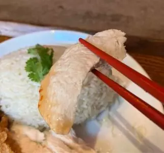 大阪カオマンガイキッチン（Khao Man Gai Kitchen【旧店名】大阪カオマンガイカフェ）