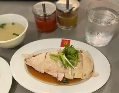 威南記海南鶏飯 日本本店（Wee Nam Kee Chicken Rice/ウィーナムキーチキンライス）