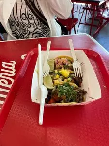 ホールフーズマーケット カハラ店