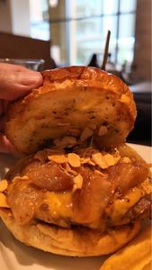 モスプレミアム 桜木町クロスゲート店 7枚目