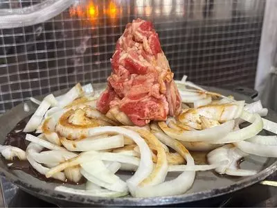 司バラ焼き大衆食堂