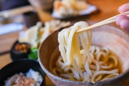 うどん山長（うどんやまちょう）