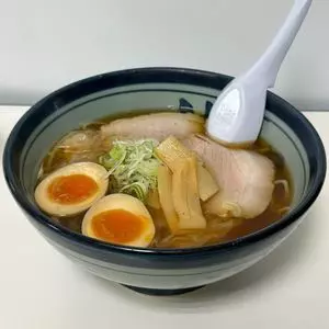 ワンタンメンの満月 酒田本店