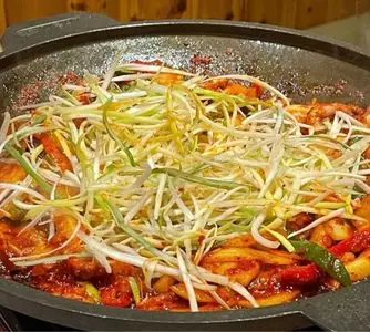 辰家（ヂンガ【旧店名】コリアスンデ家）