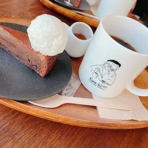 East 42st NEW YORK BROWNIE（イースト フォーティーセカンドストリート ニューヨークブラウニー）