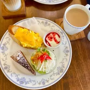 カフェ ハル サクラ オカモト（Cafe haru-sakura okamoto）