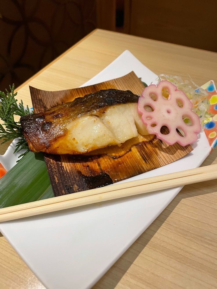 あゆまるグルメさんが投稿した美食 個室・炭火焼・ワイン 縁 新宿店に関する口コミの画像
