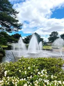 松ヶ池公園（白つつじ公園）