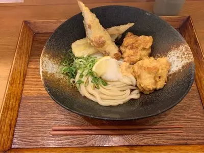 たべよし