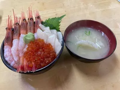 市場食堂 味処たけだ