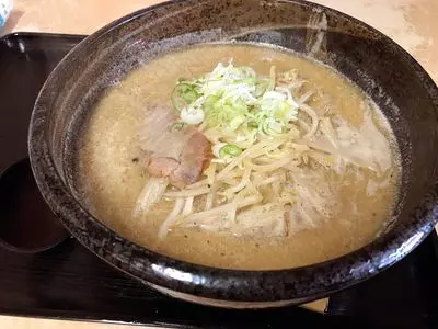 満足ヌードル ラーメンハウス 北郷本店
