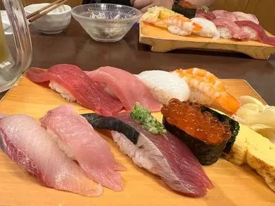 沼津魚がし鮨 キュービックプラザ新横浜店（ぬまづうおがしずし）