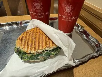 アンティコカフェ アルアビス 池袋店（ANTICO CAFFE AL AVIS）