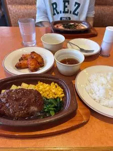 サイゼリヤ イオン秦野店（Saizeriya）