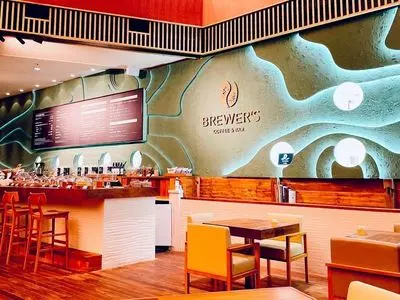 ブリュワーズ コーヒー＆バー（Brewer's Coffee & Bar【旧店名】シャンパン・バー）