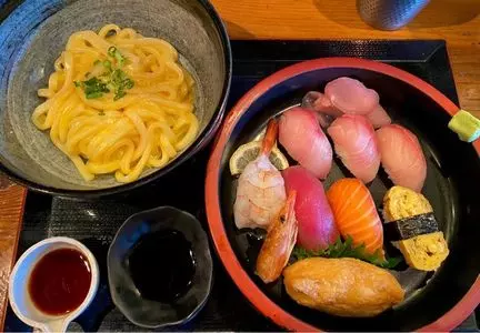 もちもちうどんの巌流島